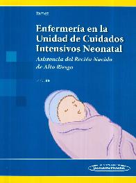 Enfermera en la Unidad de cuidados intensivos neonatal