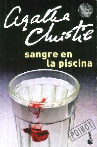 Sangre en la piscina